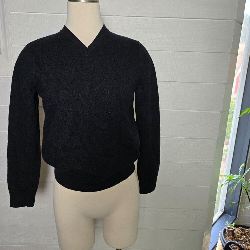 Black Banana Republic Sweater